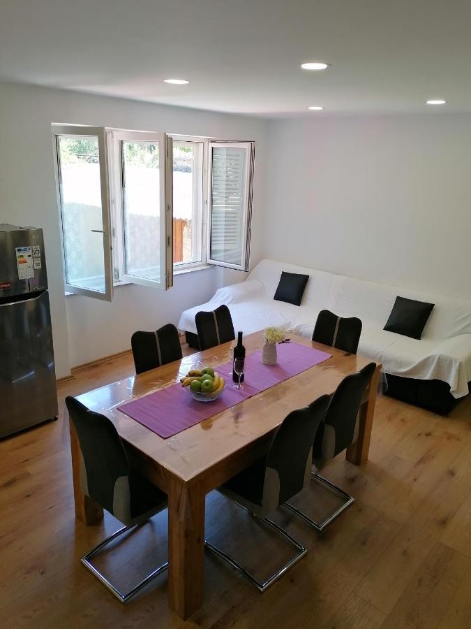 Apartment "B" 50 M From The Beach Zadar Dış mekan fotoğraf