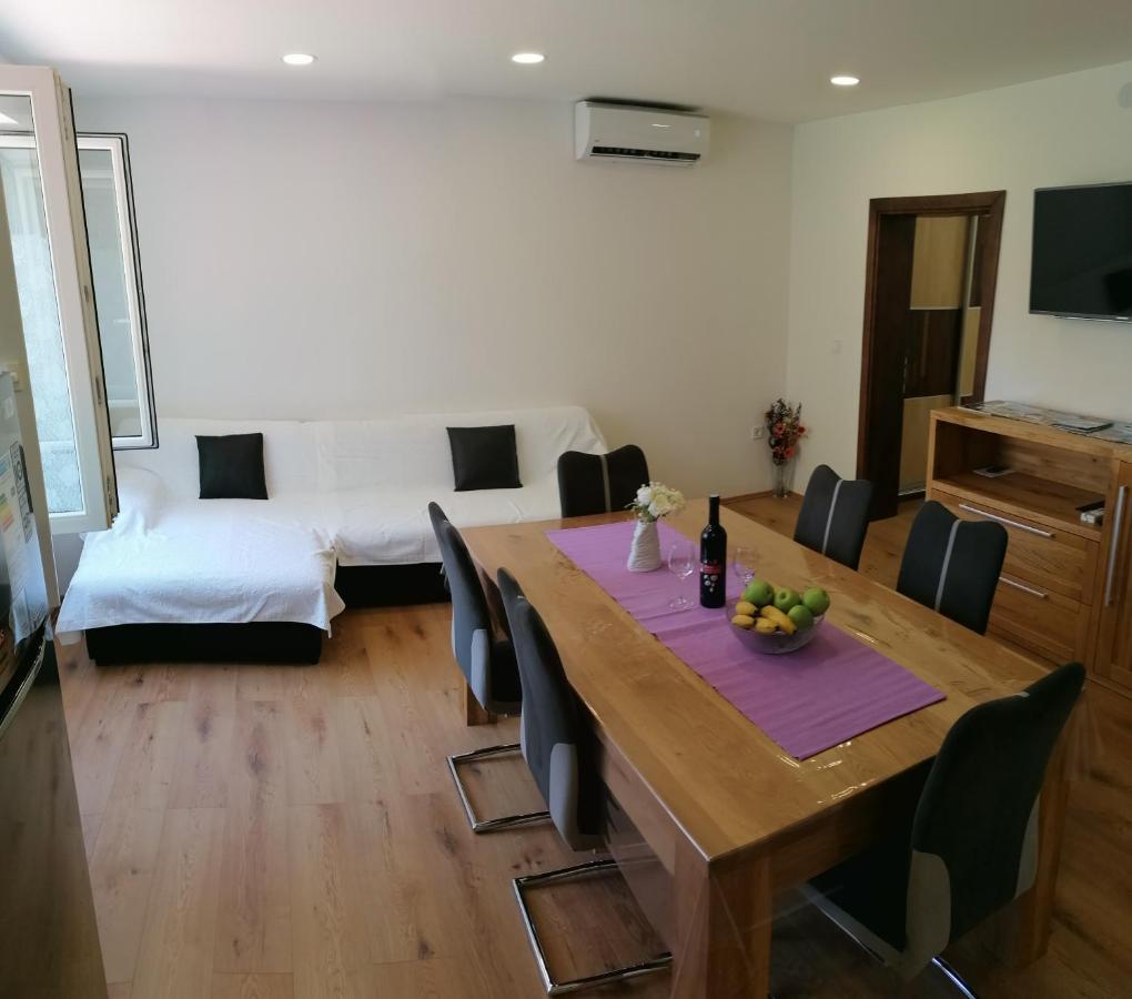 Apartment "B" 50 M From The Beach Zadar Dış mekan fotoğraf